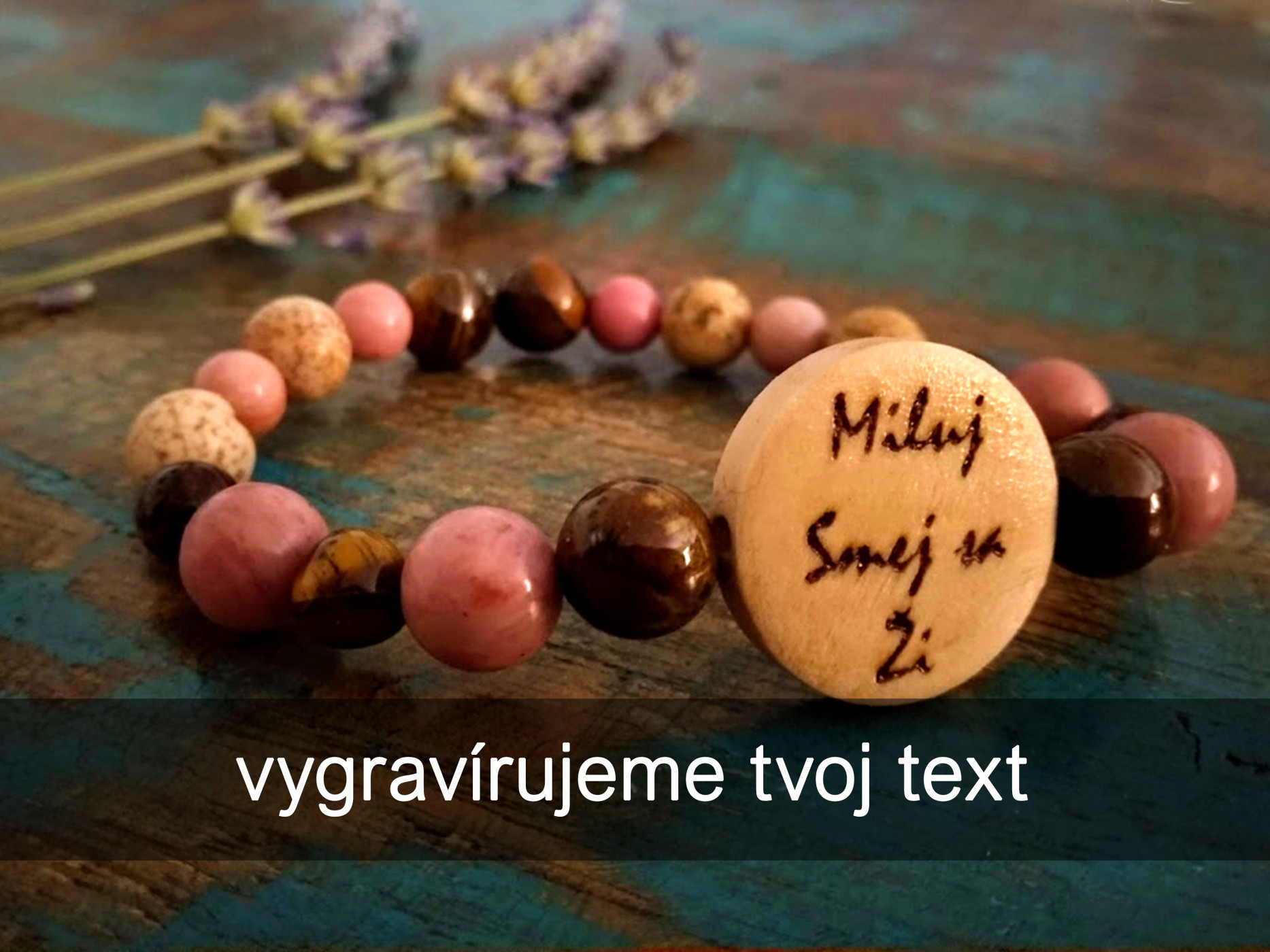 Gravírované minerálne náramky